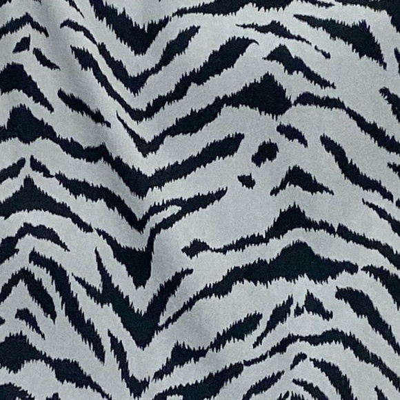 DESIGNER SAMPLE Zebra Two Piece Suit Skirt - Picture 5 of 5